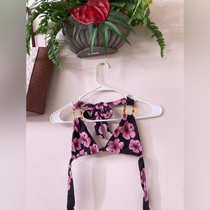 Miami top- outrigger